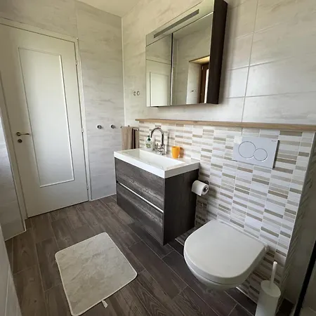 Vista Alta Langa بيت للعطل